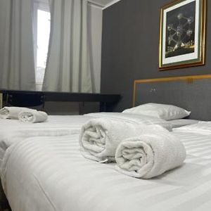 Standard Zimmer mit zwei Einzelbetten